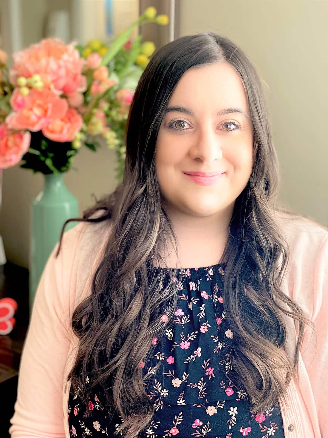 AinsleeFinalHeadshot About Us